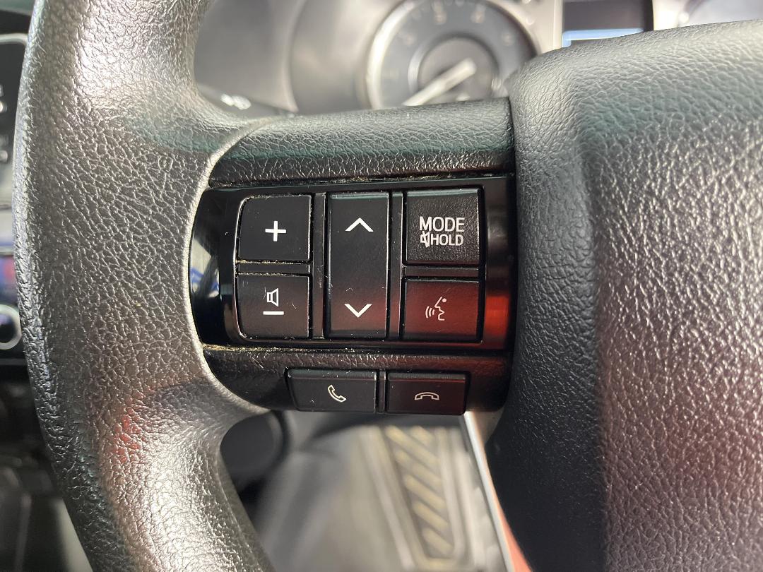 Photo '24' of Toyota Hilux Photo '24' of Toyota Hilux