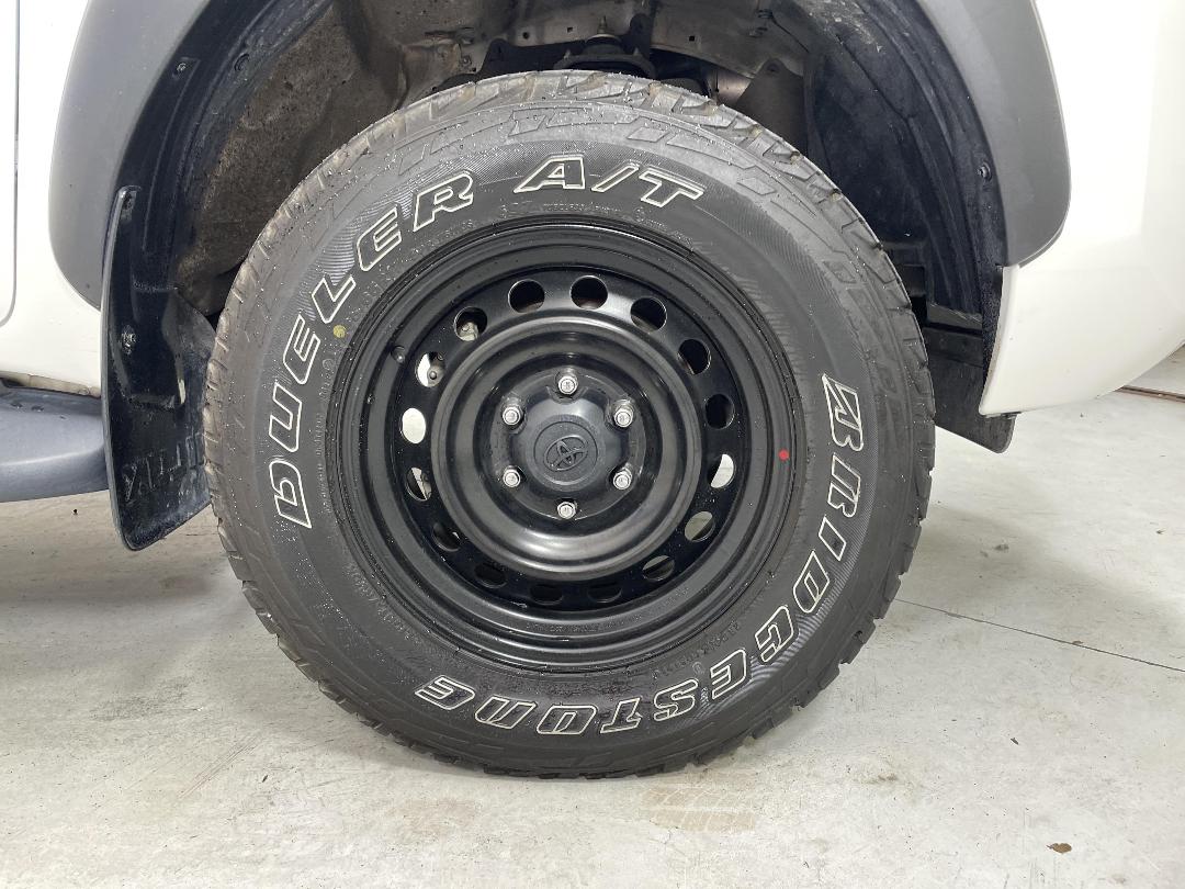 Photo '9' of Toyota Hilux Photo '9' of Toyota Hilux