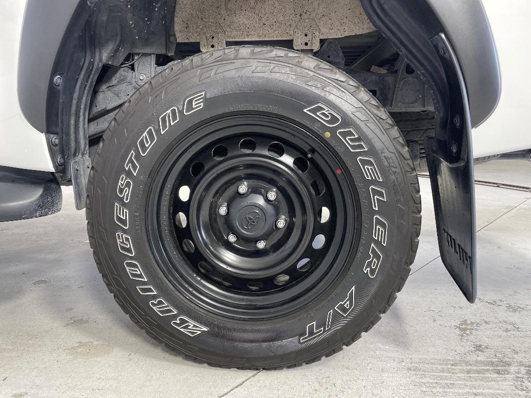 Photo '11' of Toyota Hilux Photo '11' of Toyota Hilux