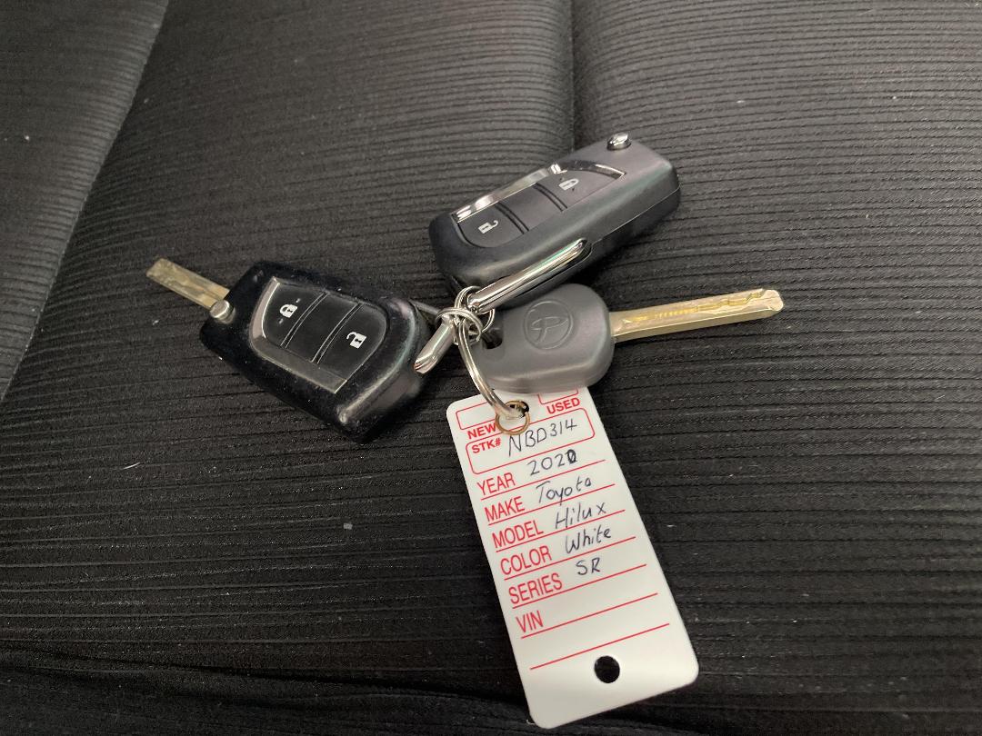 Photo '22' of Toyota Hilux Photo '22' of Toyota Hilux