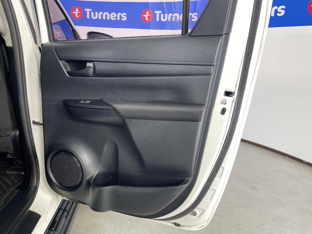 Photo '19' of Toyota Hilux Photo '19' of Toyota Hilux