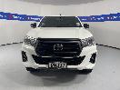 Thumbnail '2' of Toyota Hilux