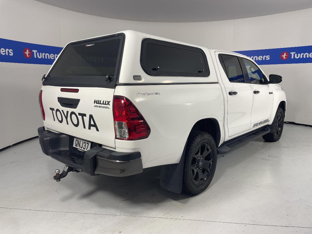 Photo '7' of Toyota Hilux