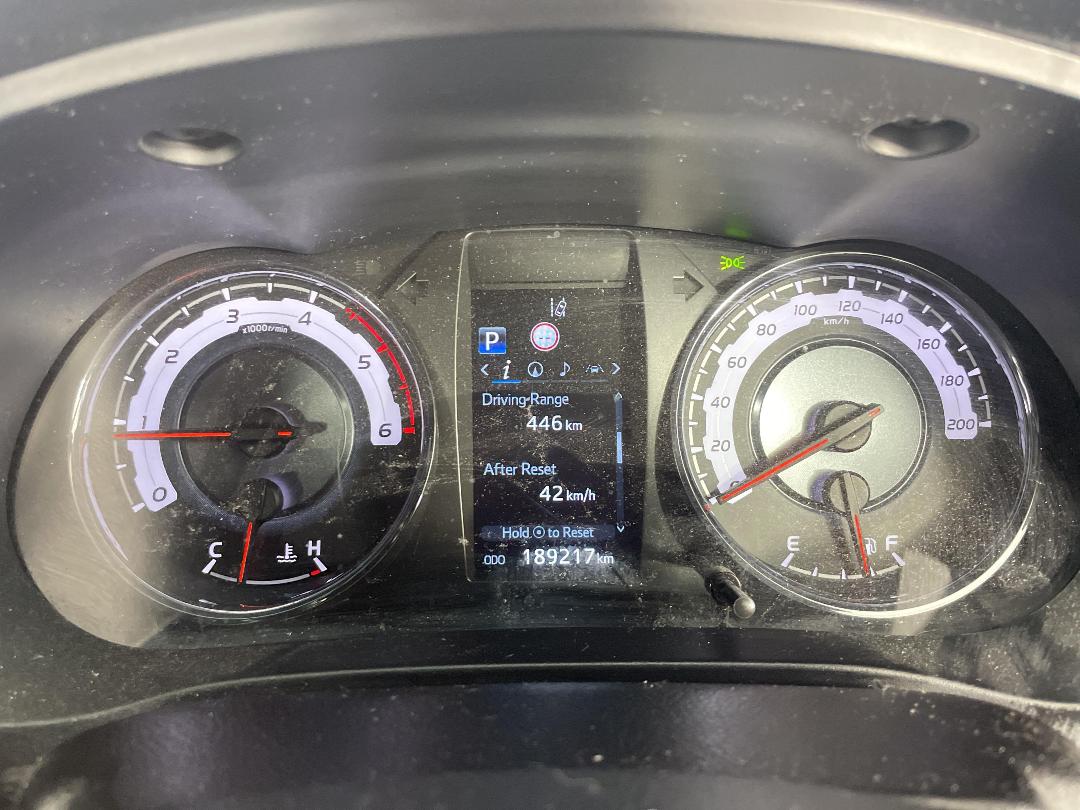 Photo '21' of Toyota Hilux