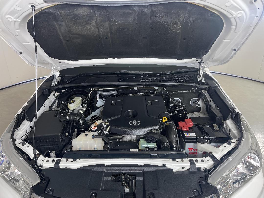 Photo '13' of Toyota Hilux