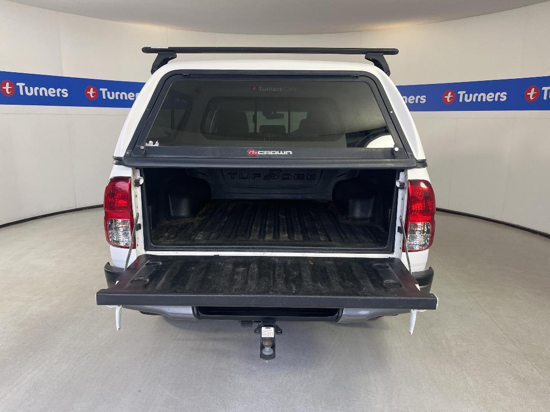 Photo '14' of Toyota Hilux