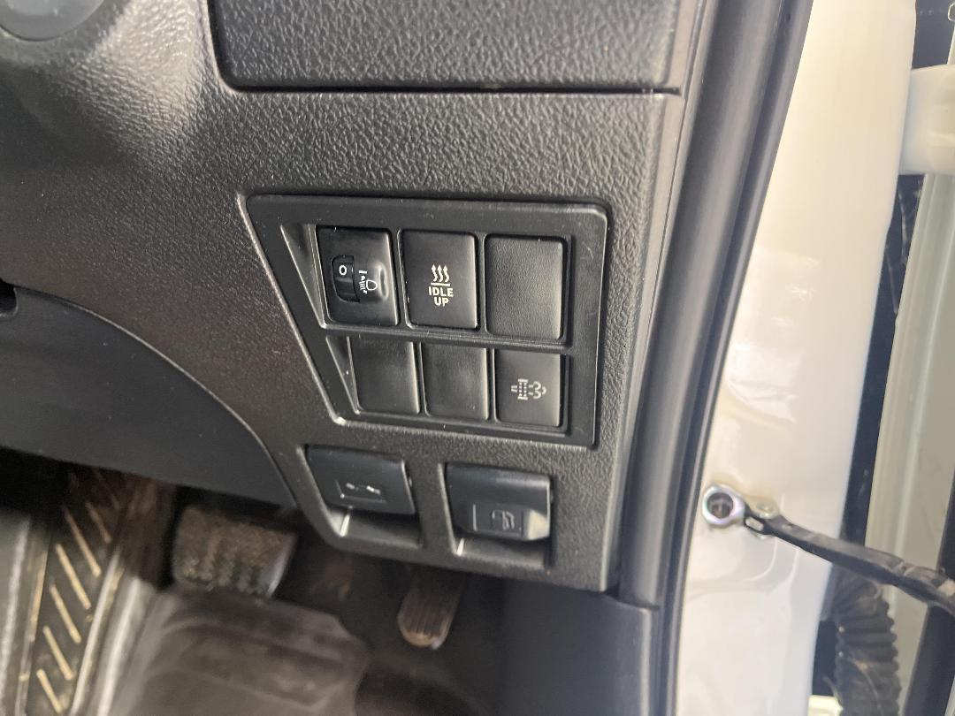 Photo '23' of Toyota Hilux