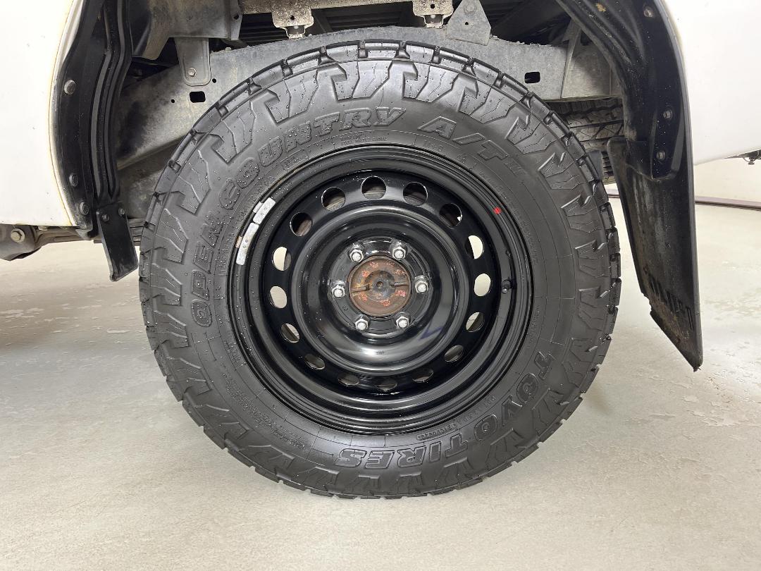 Photo '11' of Toyota Hilux