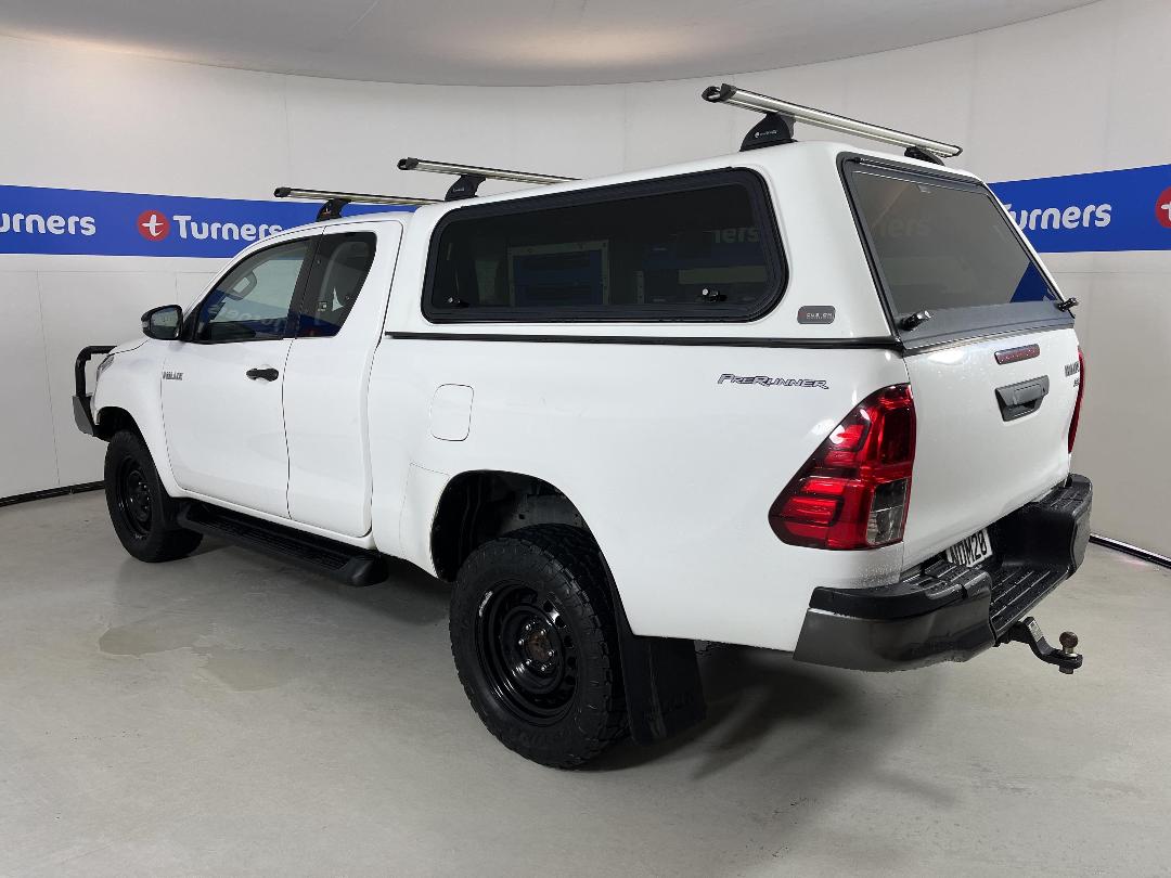 Photo '5' of Toyota Hilux