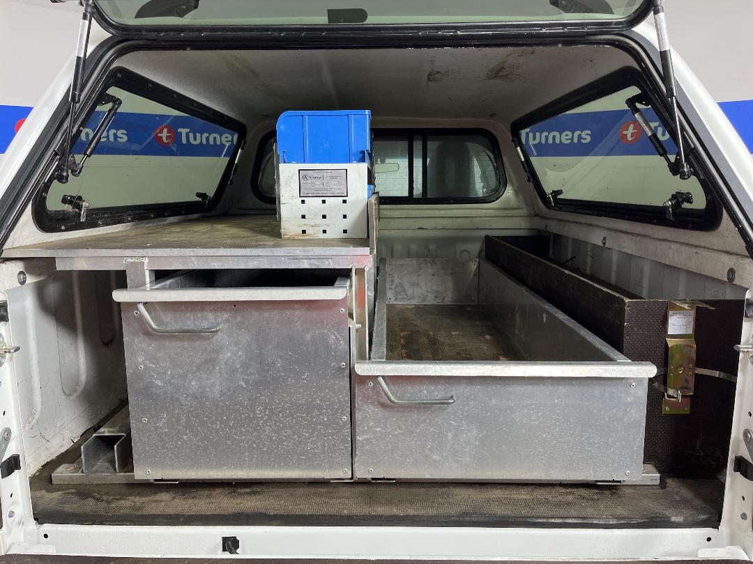 Photo '14' of Toyota Hilux