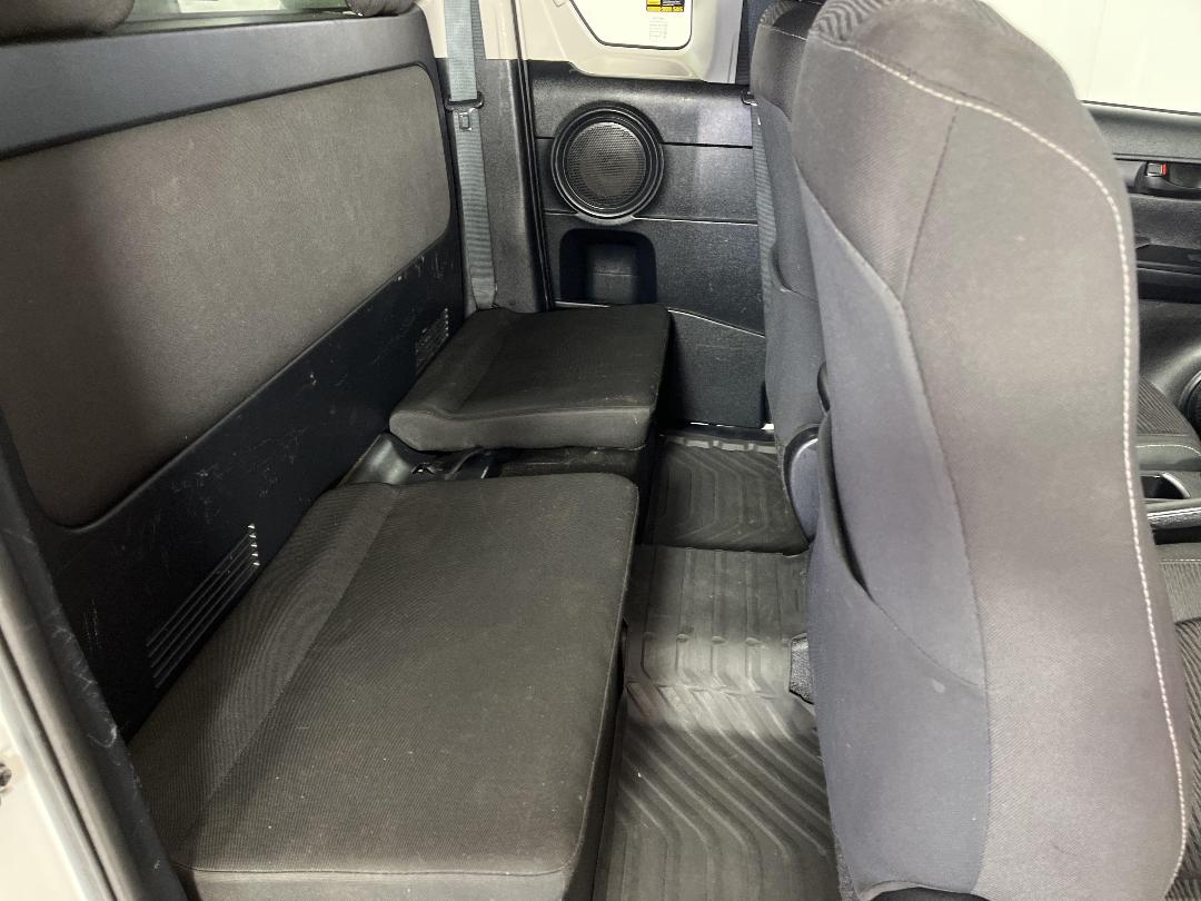 Photo '20' of Toyota Hilux