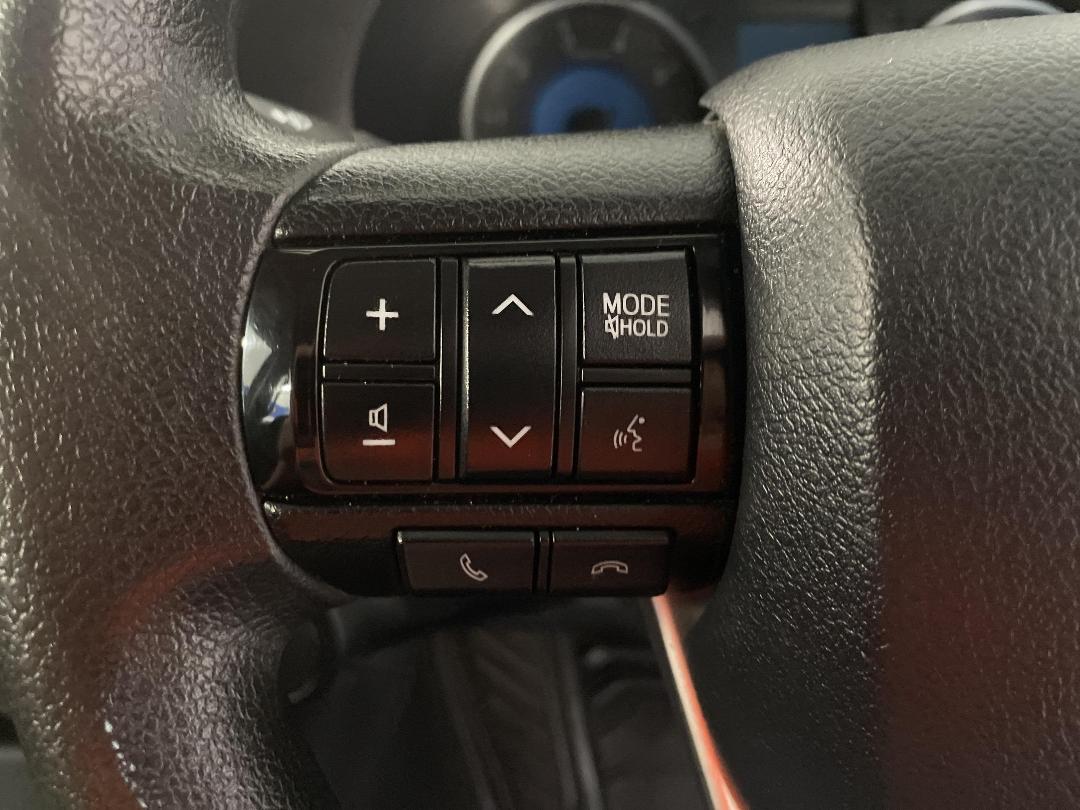 Photo '27' of Toyota Hilux