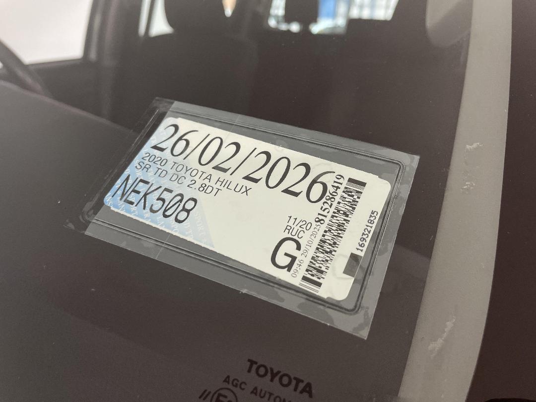 Photo '35' of Toyota Hilux