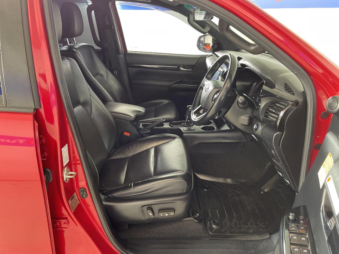 Photo '16' of Toyota Hilux Photo '16' of Toyota Hilux