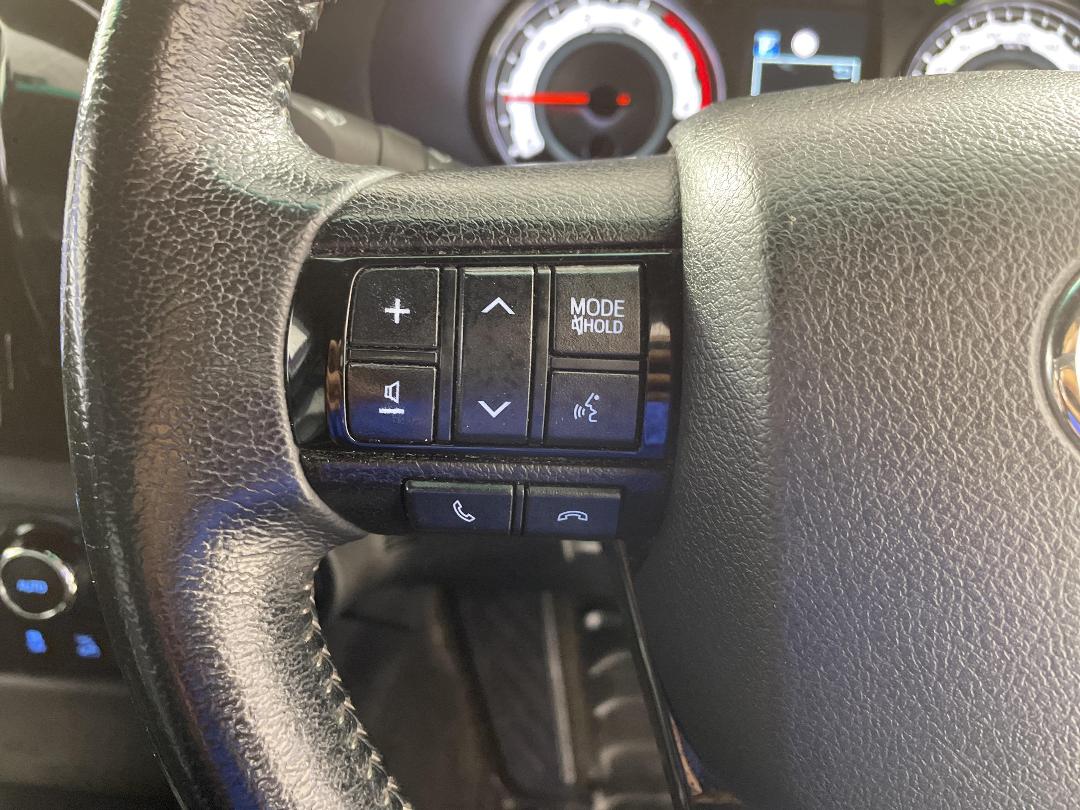 Photo '28' of Toyota Hilux Photo '28' of Toyota Hilux