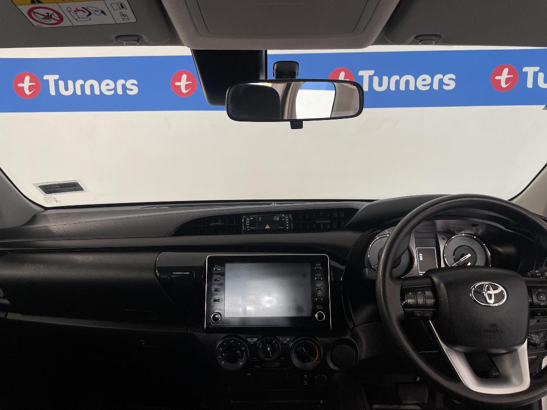 Photo '17' of Toyota Hilux