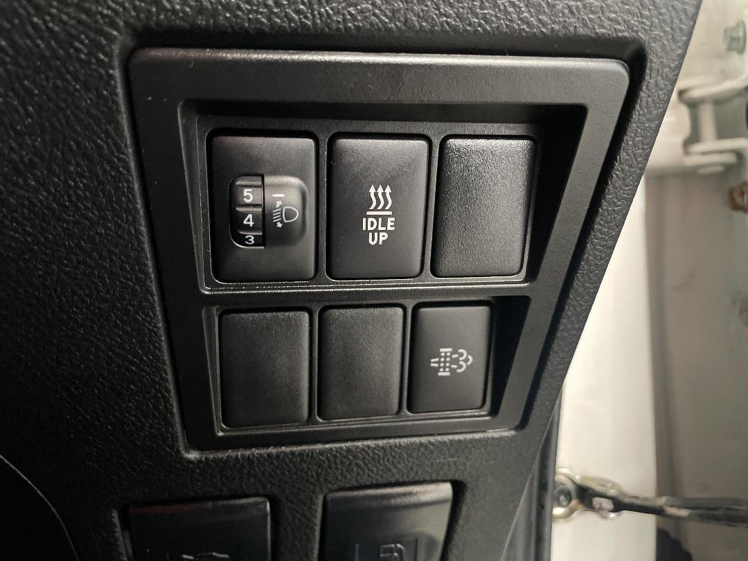 Photo '24' of Toyota Hilux