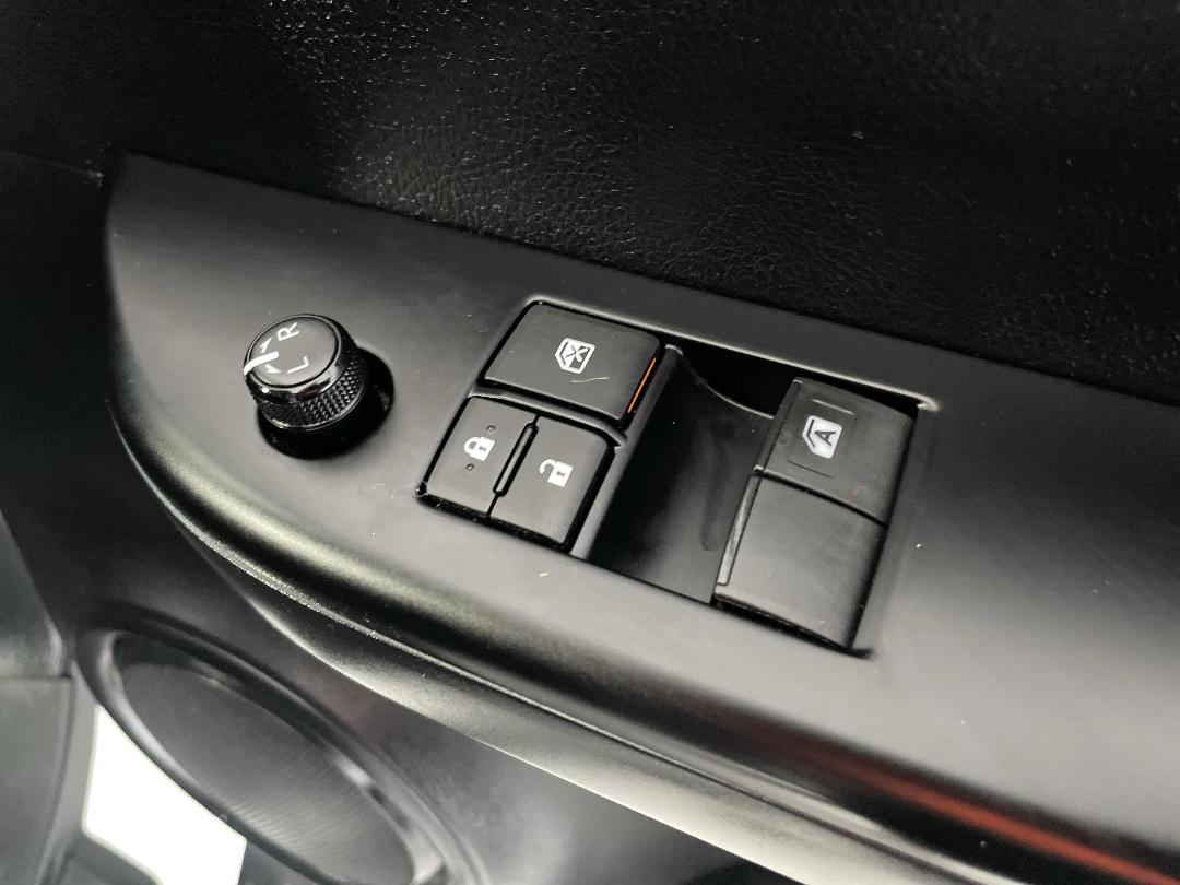 Photo '23' of Toyota Hilux