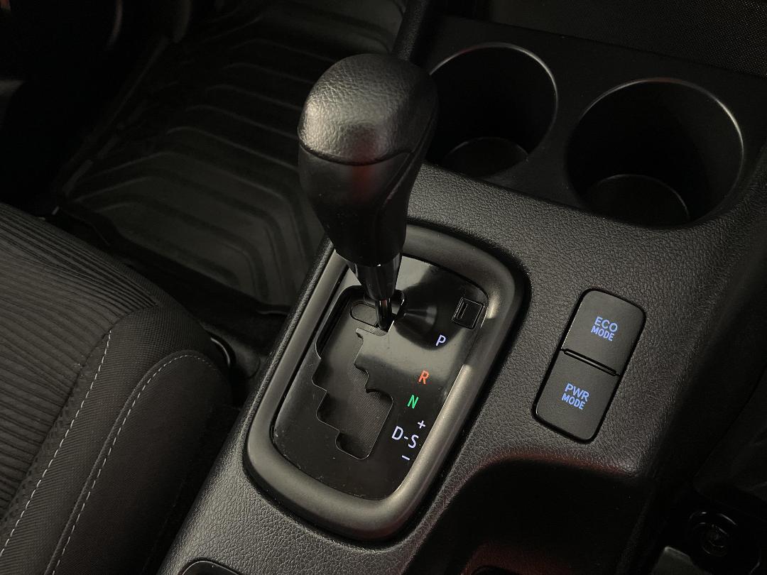 Photo '31' of Toyota Hilux