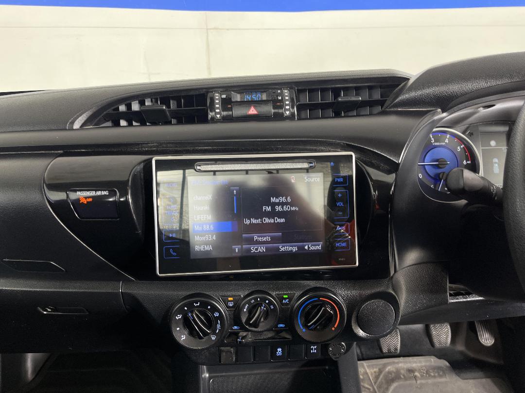 Photo '18' of Toyota Hilux Photo '18' of Toyota Hilux