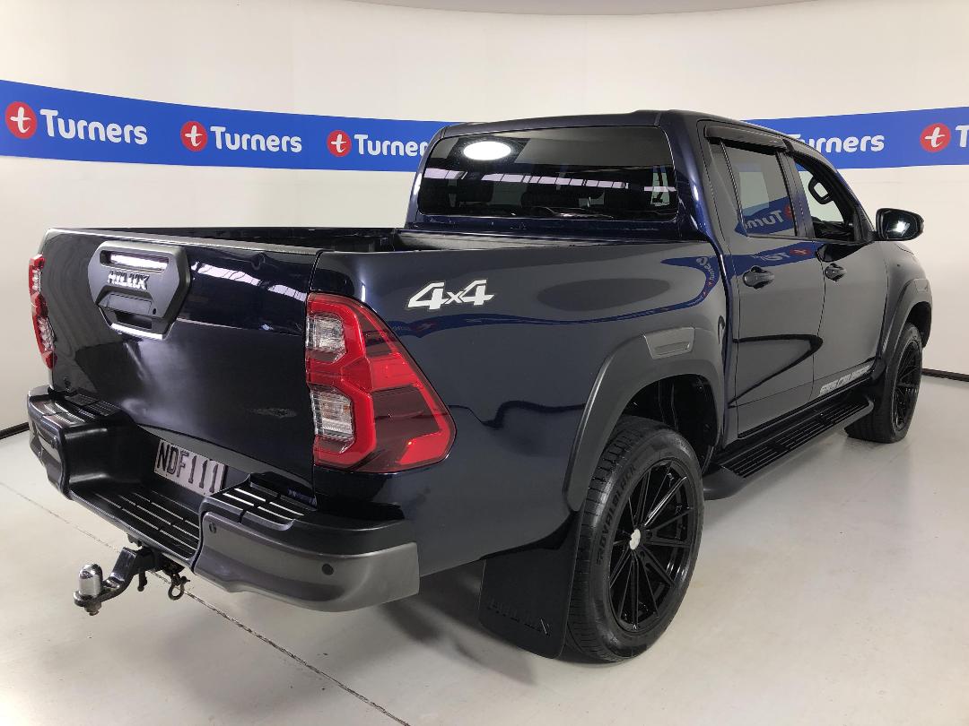 Photo '7' of Toyota Hilux