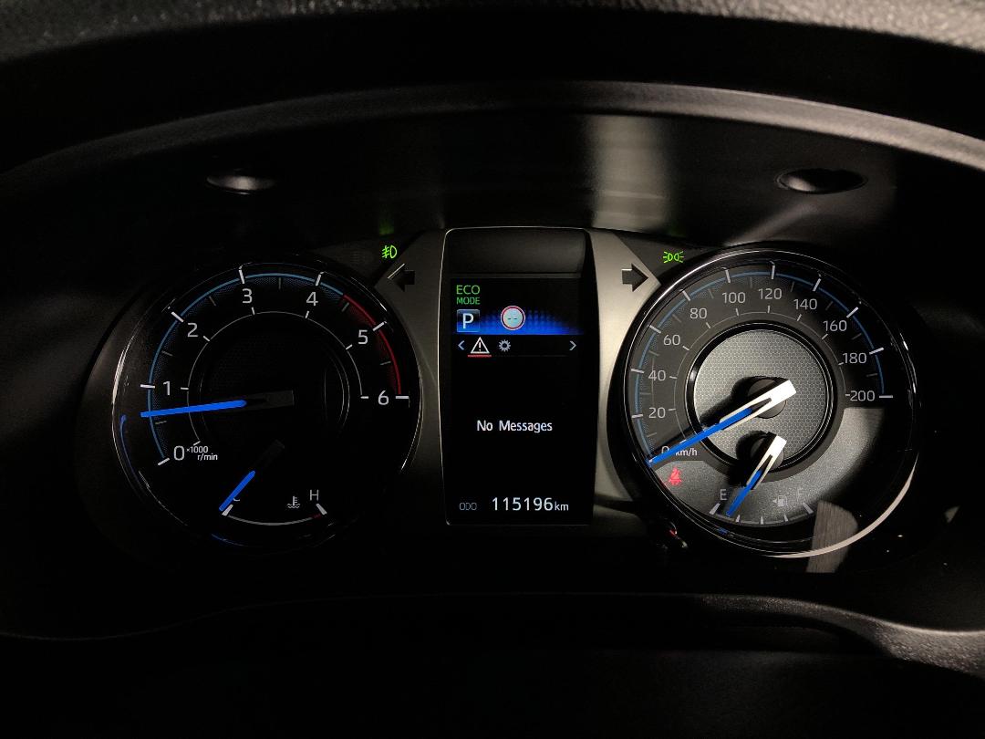 Photo '21' of Toyota Hilux