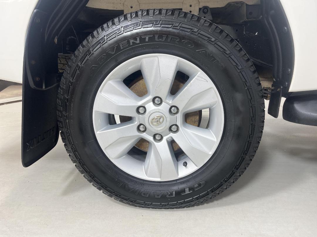 Photo '12' of Toyota Hilux Photo '12' of Toyota Hilux