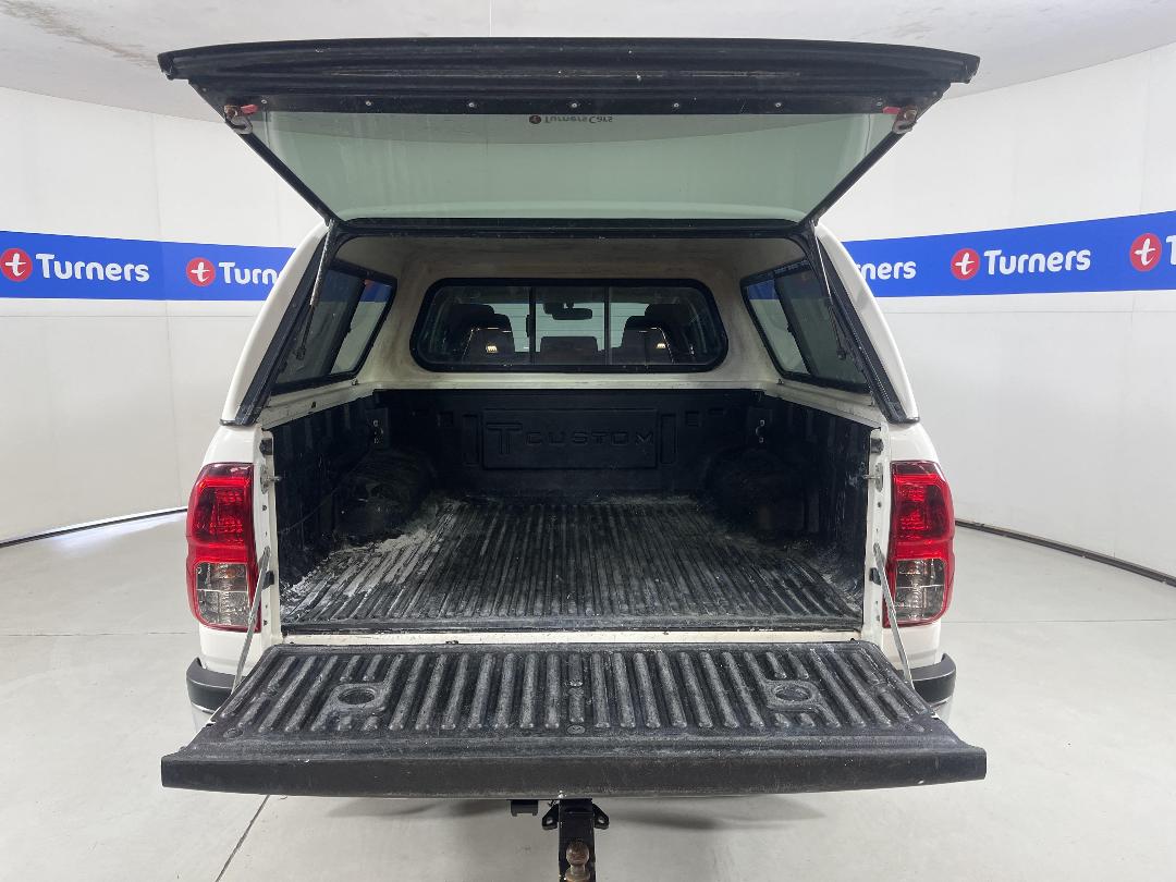 Photo '14' of Toyota Hilux Photo '14' of Toyota Hilux