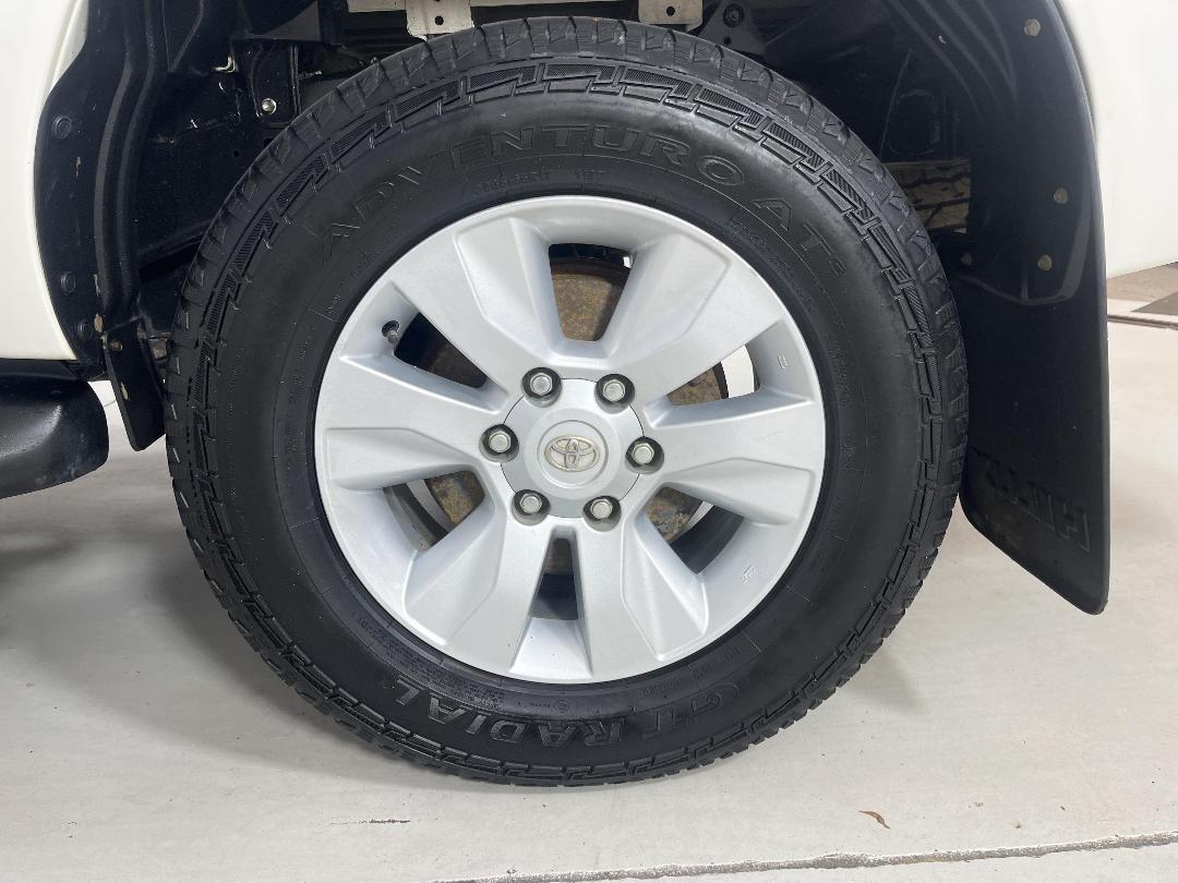 Photo '11' of Toyota Hilux Photo '11' of Toyota Hilux