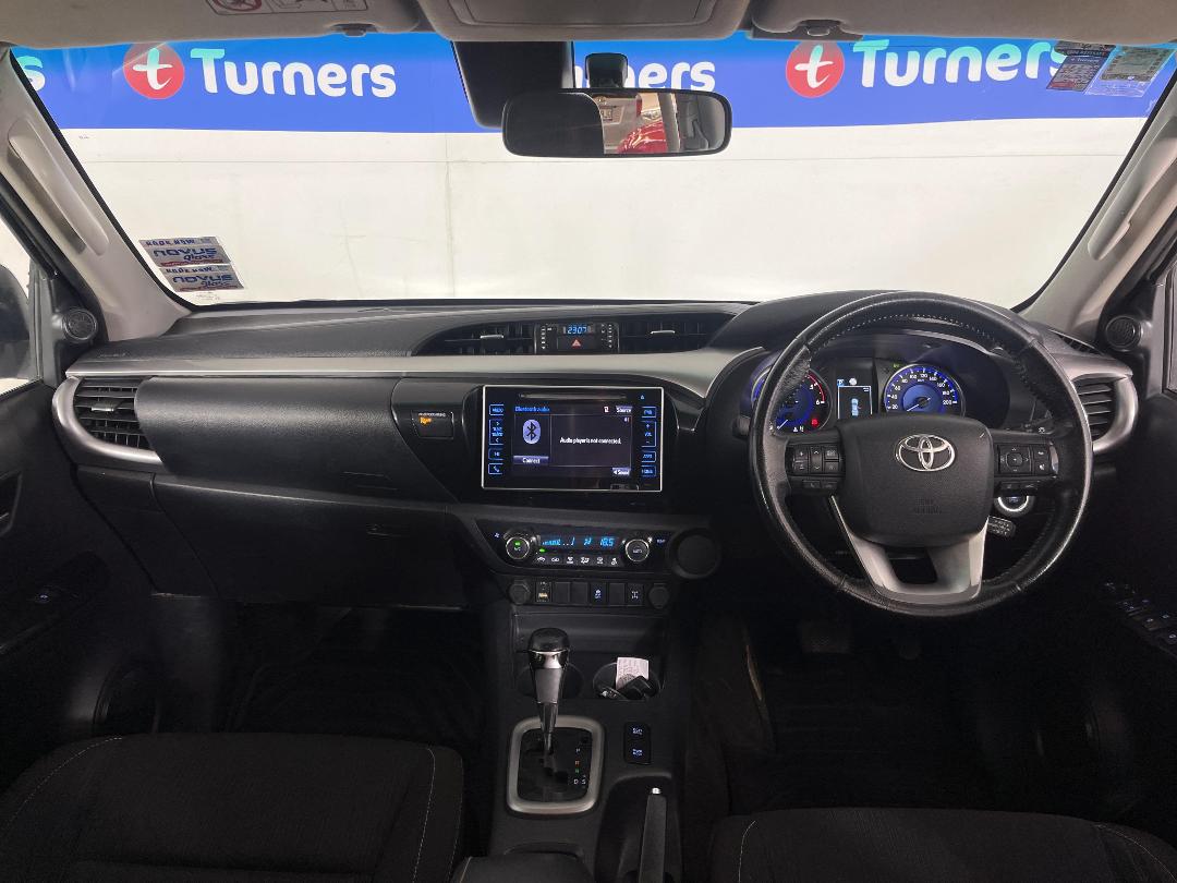 Photo '17' of Toyota Hilux Photo '17' of Toyota Hilux