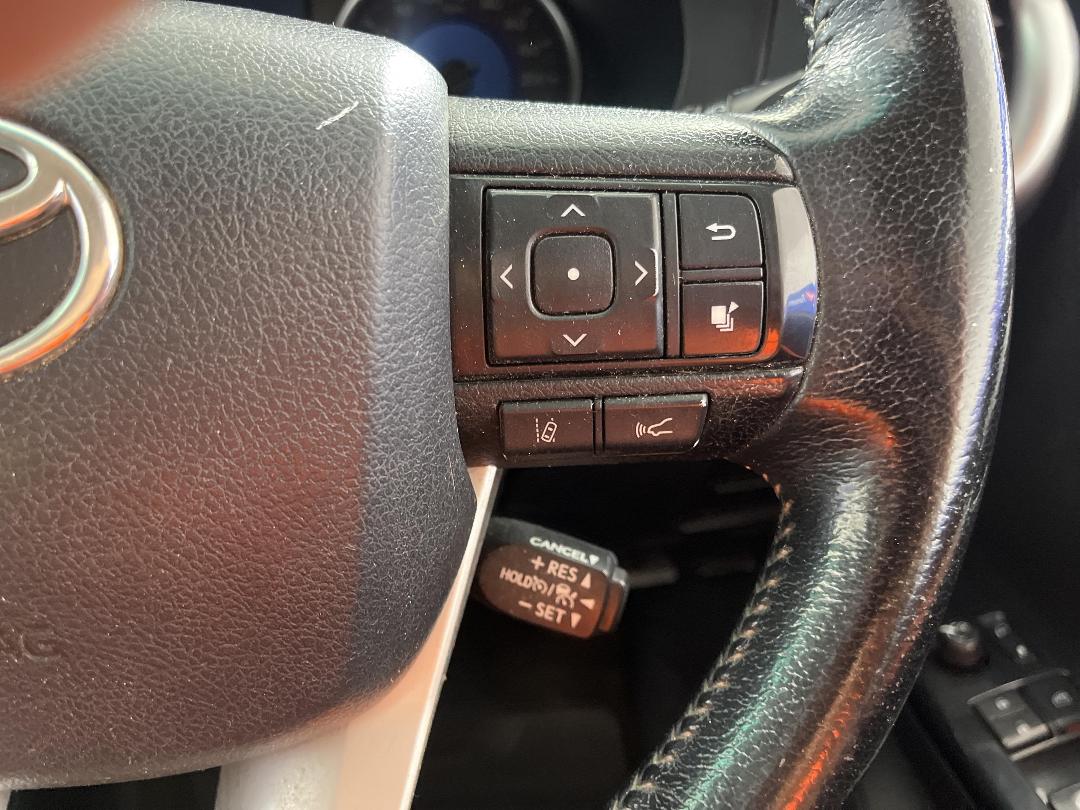 Photo '27' of Toyota Hilux Photo '27' of Toyota Hilux