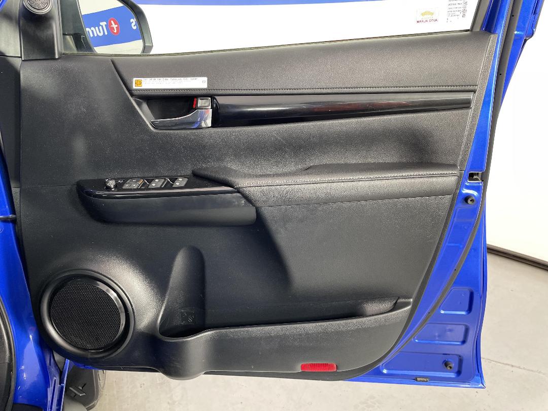 Photo '15' of Toyota Hilux