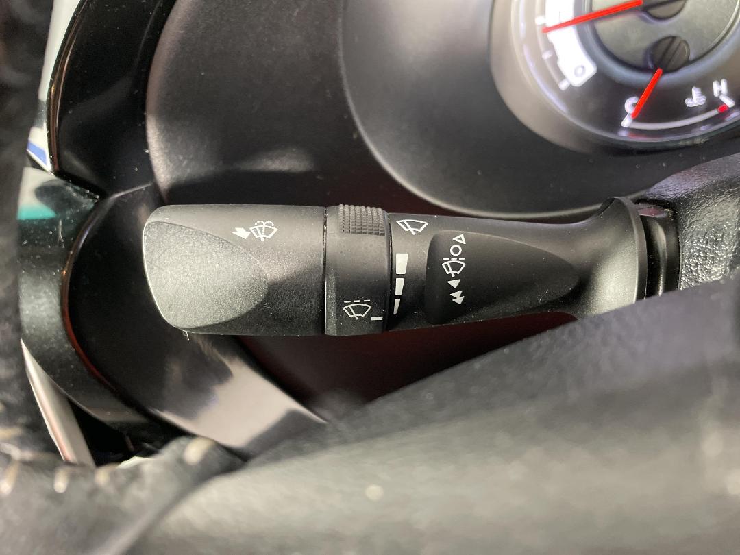 Photo '31' of Toyota Hilux