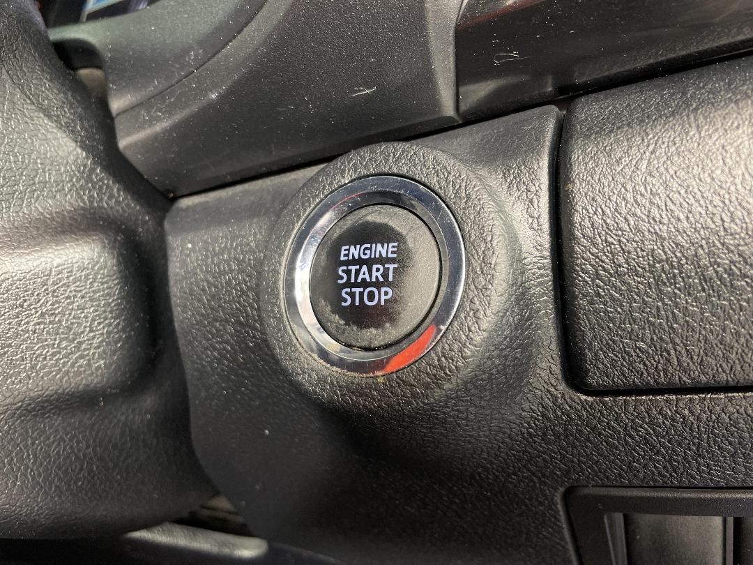 Photo '36' of Toyota Hilux