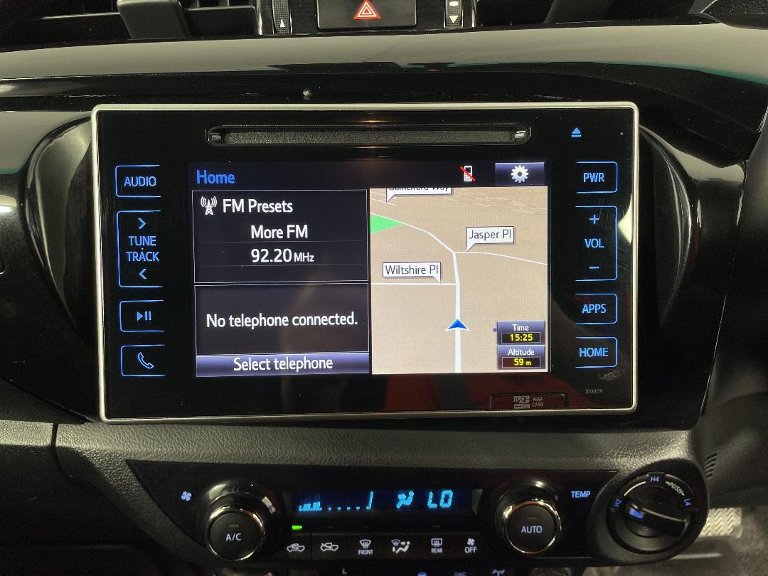 Photo '37' of Toyota Hilux