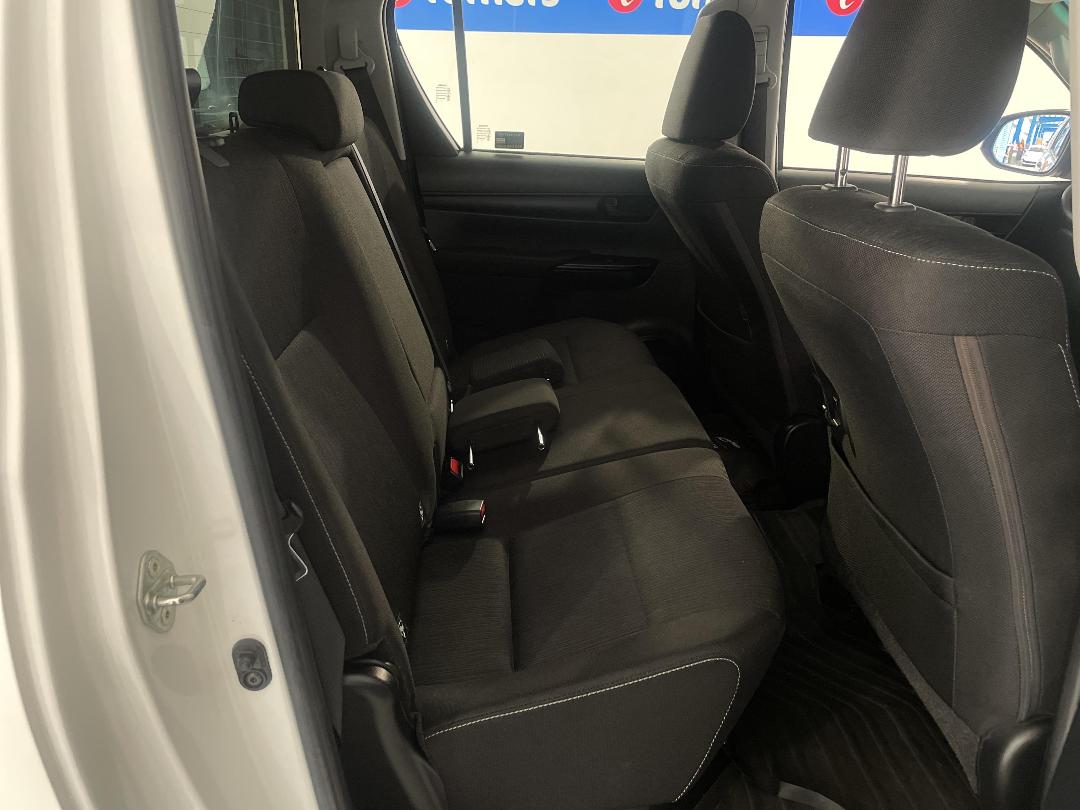 Photo '20' of Toyota Hilux