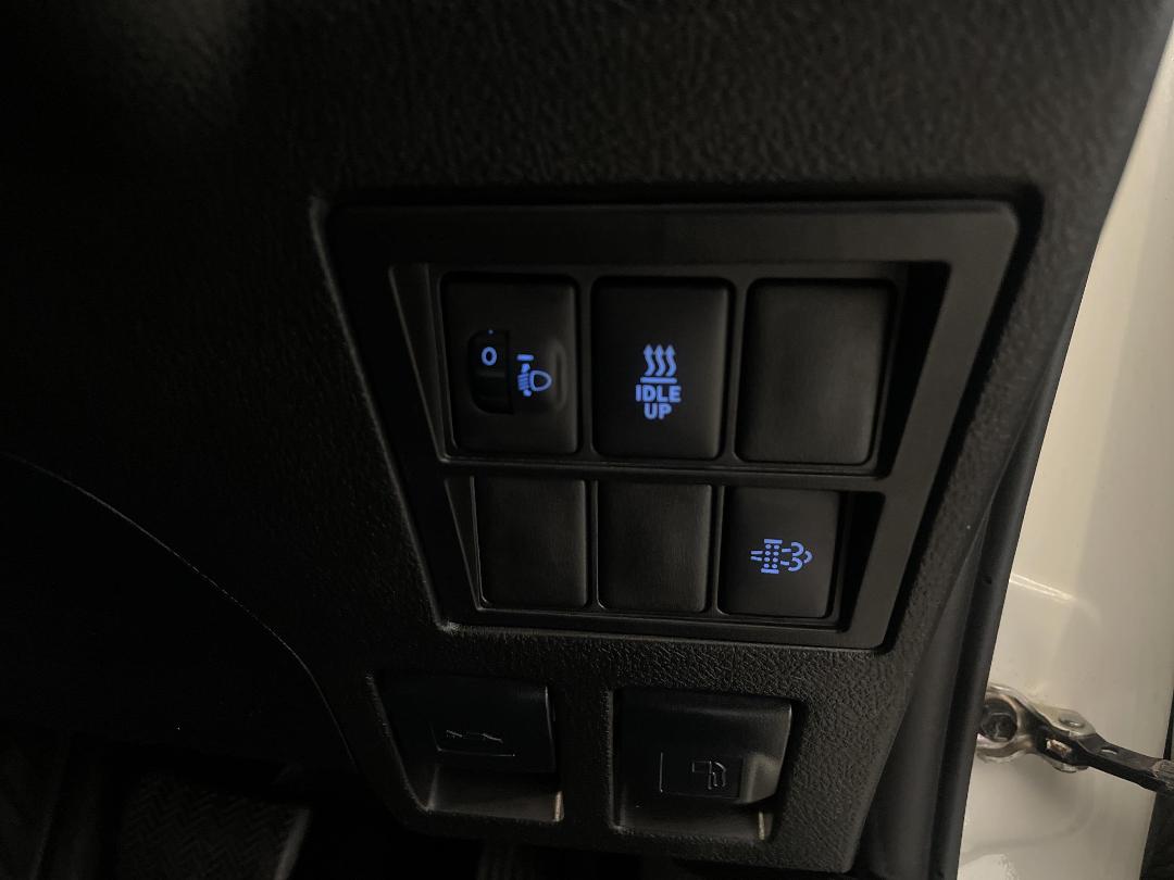 Photo '24' of Toyota Hilux