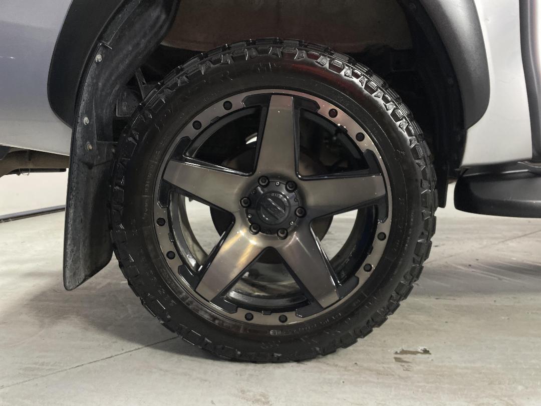 Photo '12' of Toyota Hilux Photo '12' of Toyota Hilux