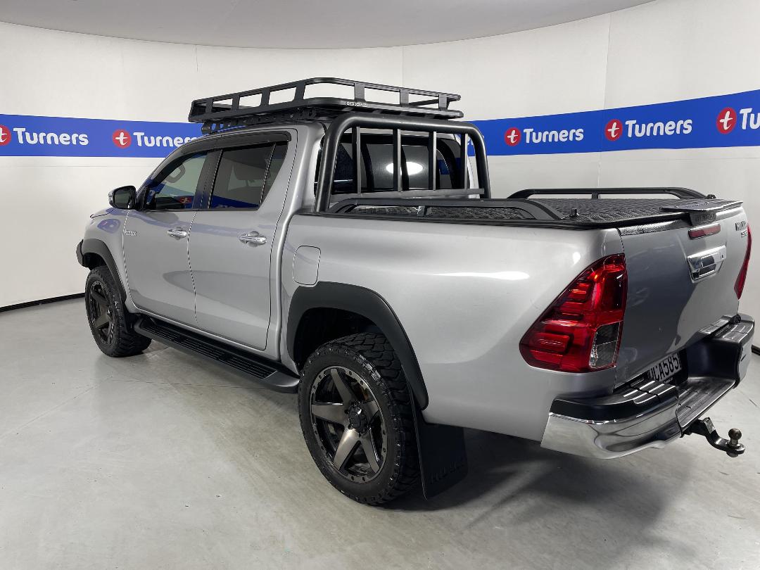 Photo '5' of Toyota Hilux Photo '5' of Toyota Hilux