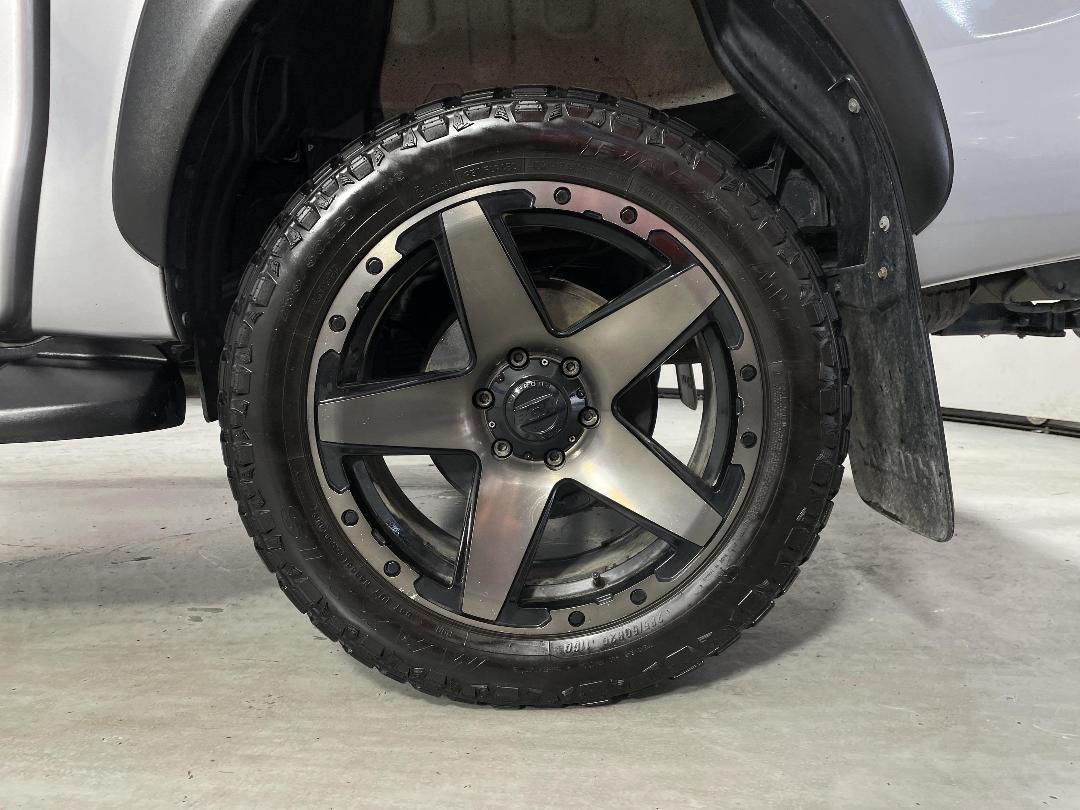 Photo '11' of Toyota Hilux Photo '11' of Toyota Hilux