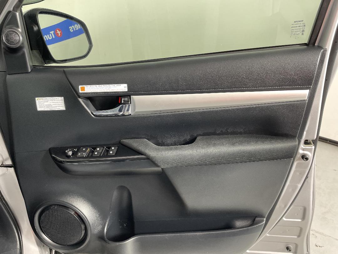Photo '15' of Toyota Hilux Photo '15' of Toyota Hilux