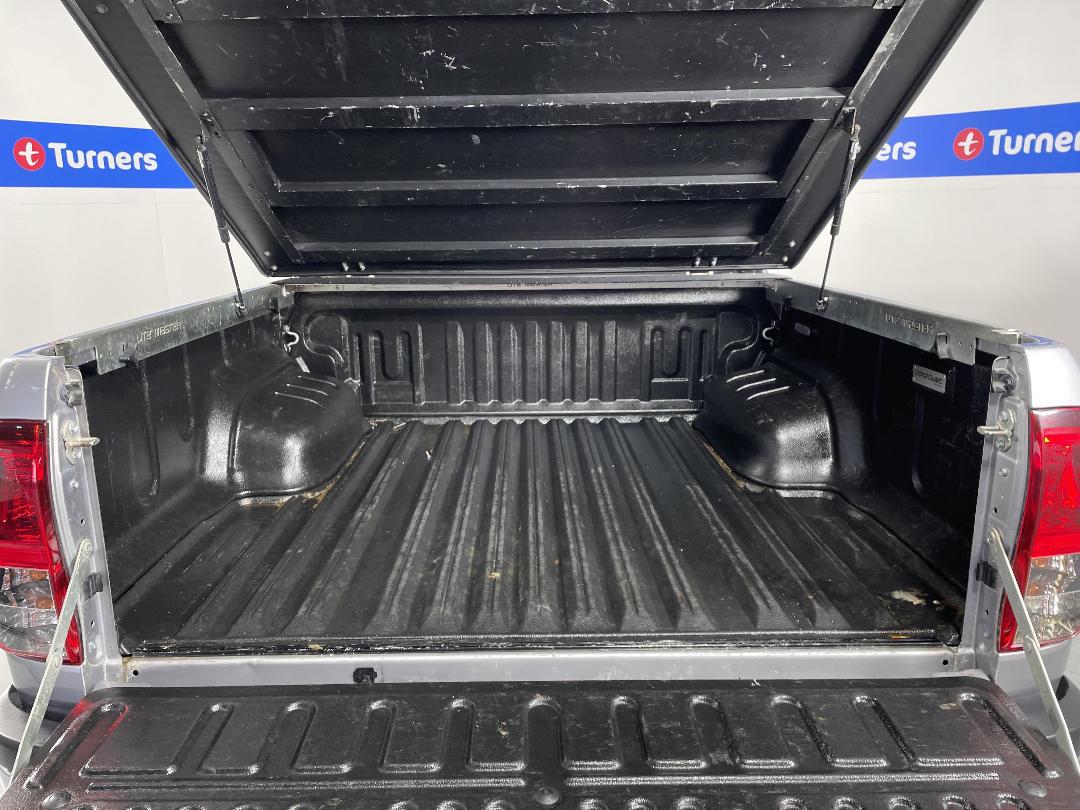 Photo '14' of Toyota Hilux Photo '14' of Toyota Hilux