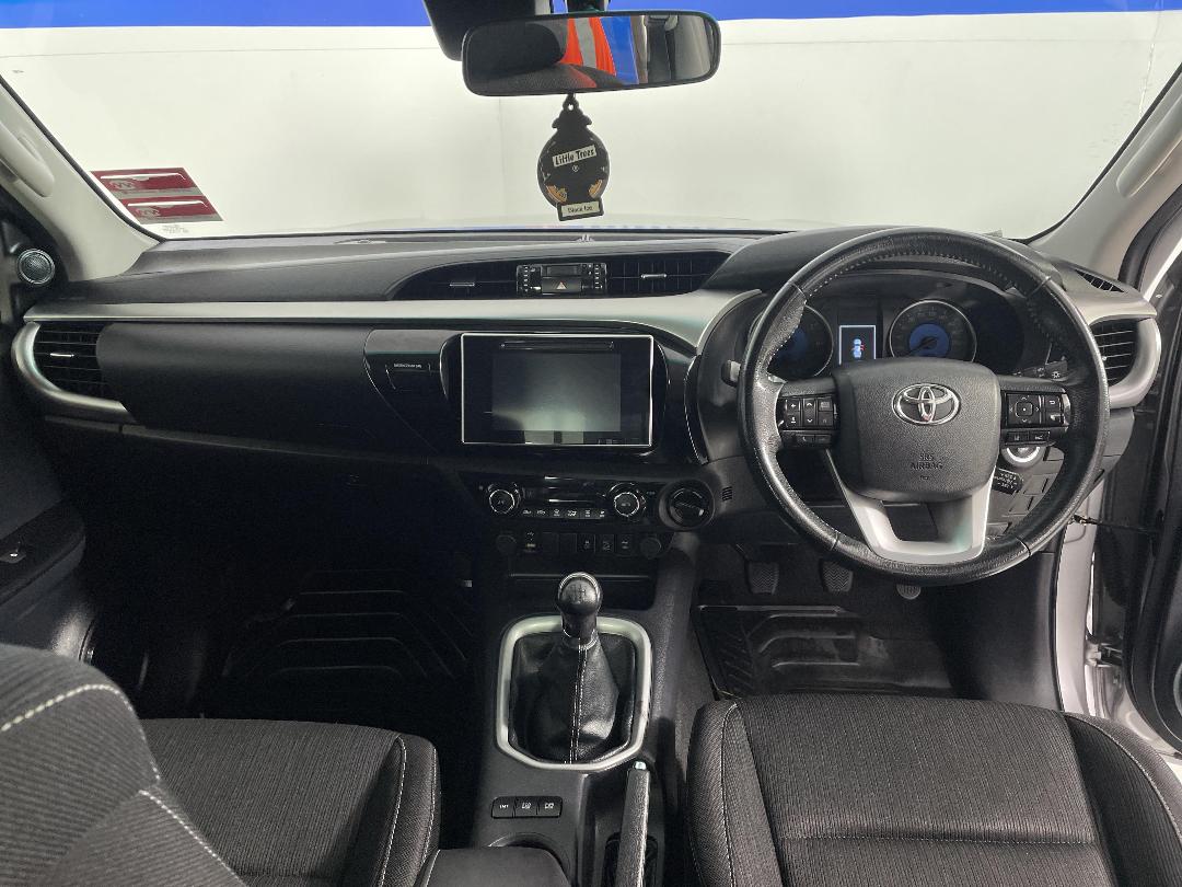 Photo '17' of Toyota Hilux Photo '17' of Toyota Hilux