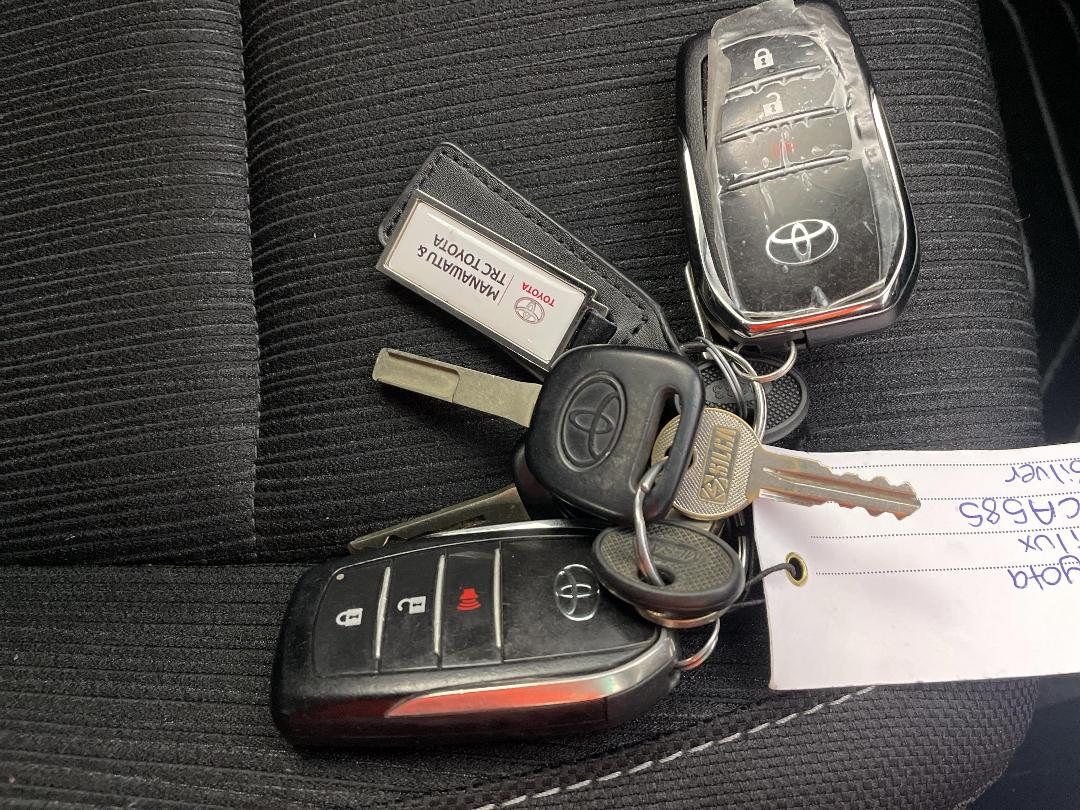 Photo '30' of Toyota Hilux Photo '30' of Toyota Hilux