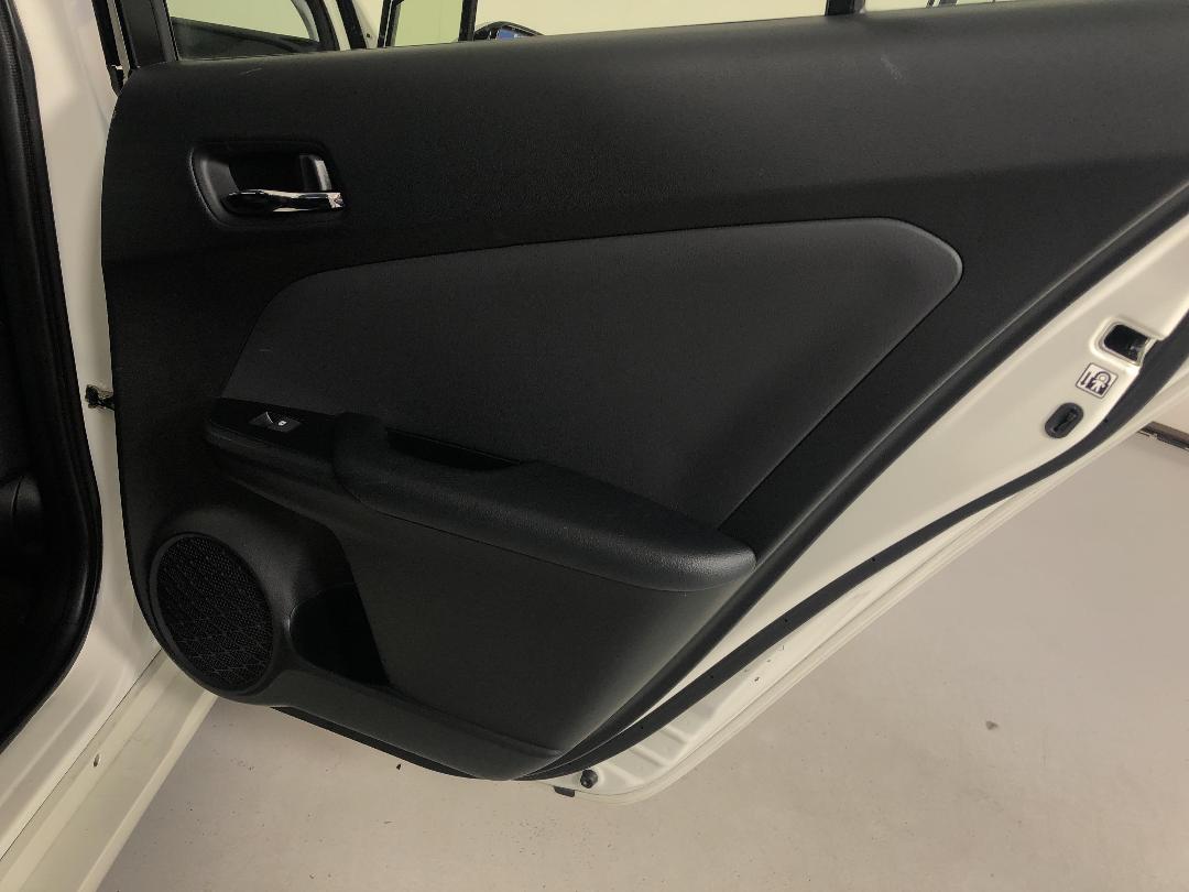 Photo '19' of Toyota Prius Photo '19' of Toyota Prius