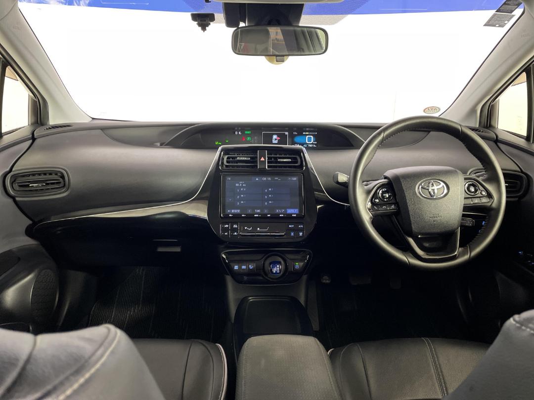 Photo '17' of Toyota Prius Photo '17' of Toyota Prius