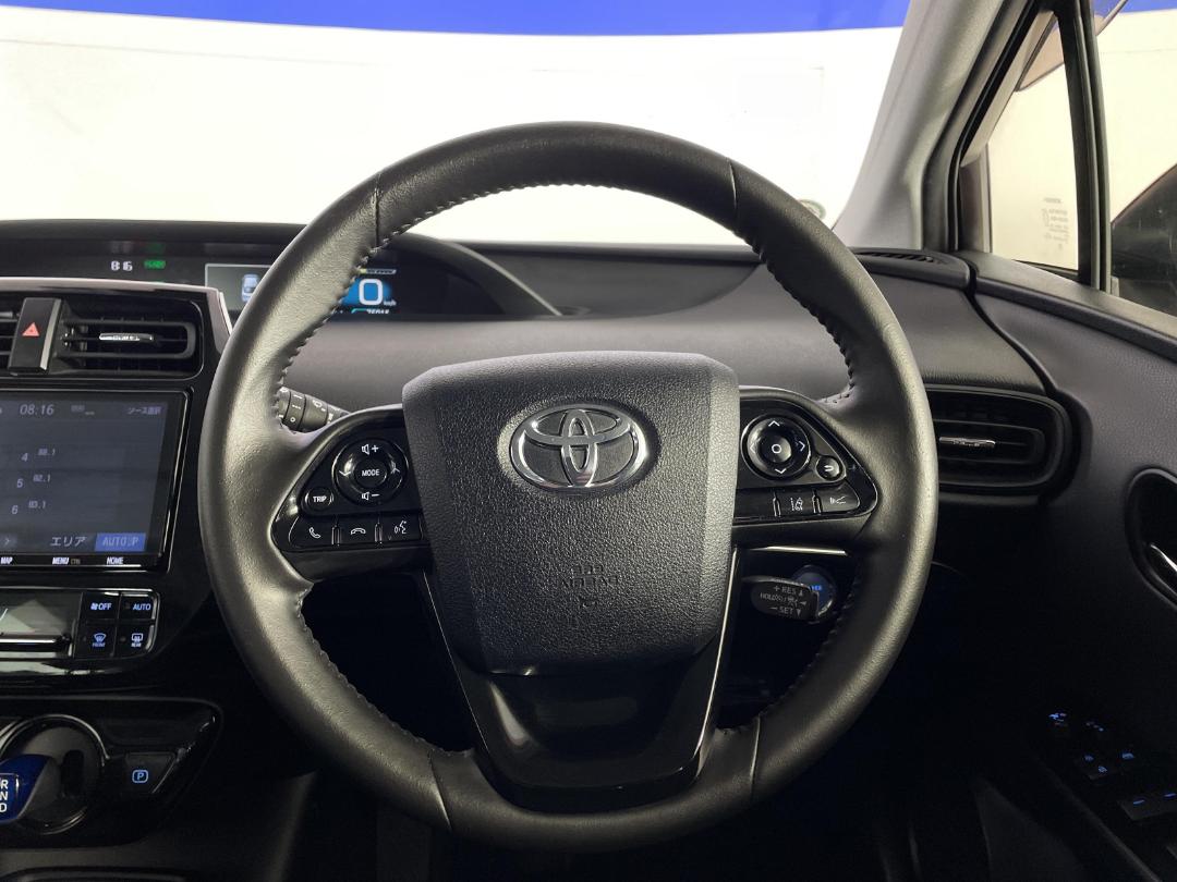 Photo '23' of Toyota Prius Photo '23' of Toyota Prius