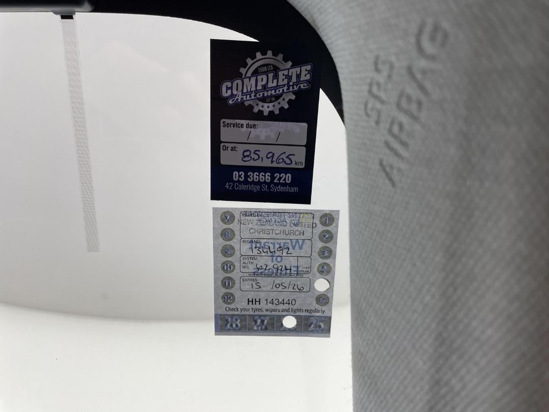 Photo '32' of Toyota Prius Photo '32' of Toyota Prius