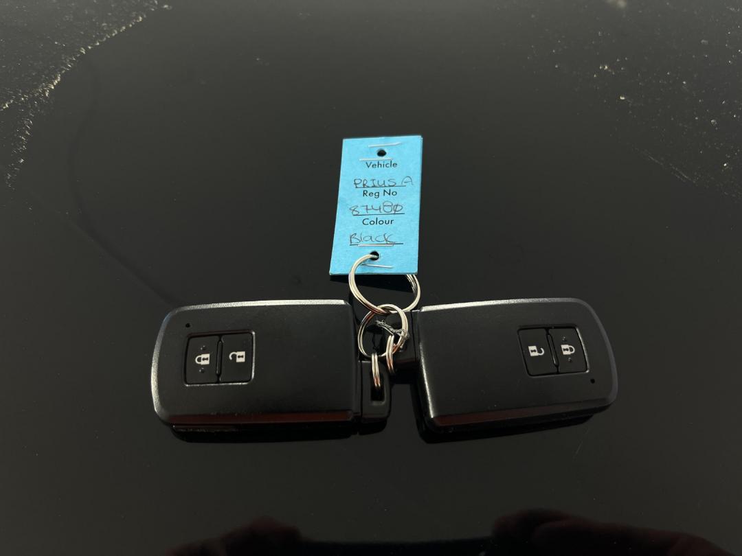 Photo '22' of Toyota Prius