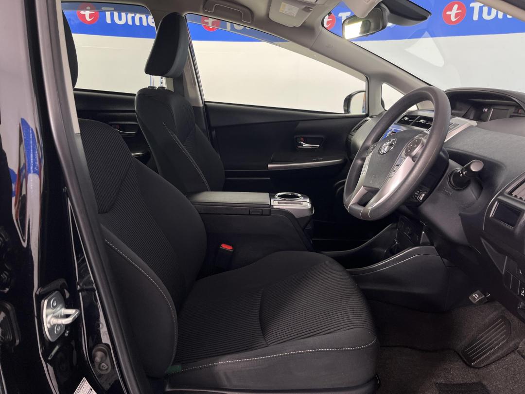 Photo '16' of Toyota Prius